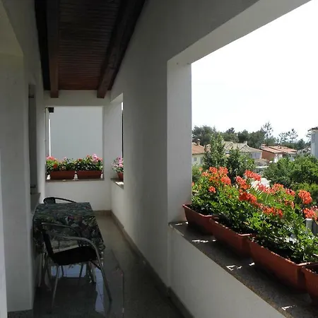 Guest house Nada *